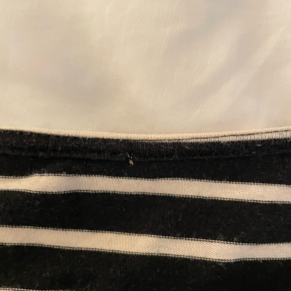 ✨3 for $25✨Striped Cropped Tee - Picture 3 of 6